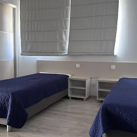 Miedzy Morzami Kuźnica